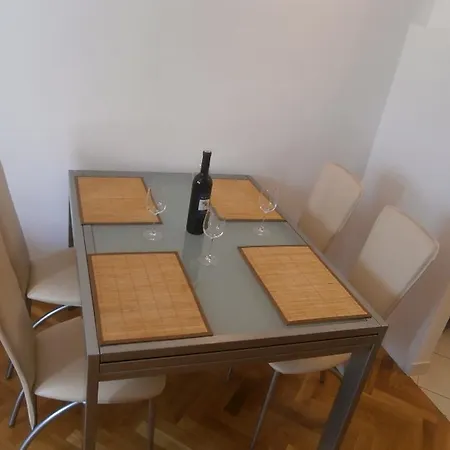 Apartment Cetina *